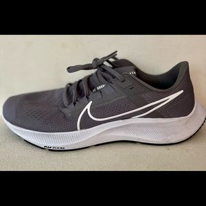 Nike Air Zoom Pegasus 38 Men’s - Size 11